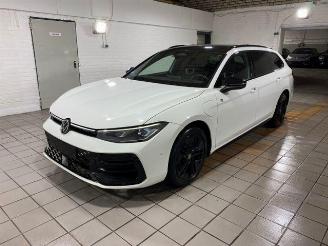  Volkswagen Passat Variant 1.5 TSI e-Hybrid R-Line HUD/KAM 2025/4