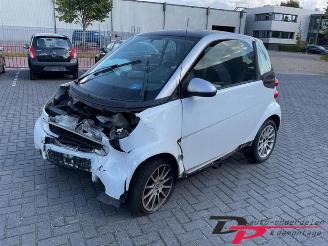 Autoverwertung Smart Fortwo Fortwo Coupe (451.3), Hatchback 3-drs, 2007 1.0 52kW,Micro Hybrid Drive 2010/5