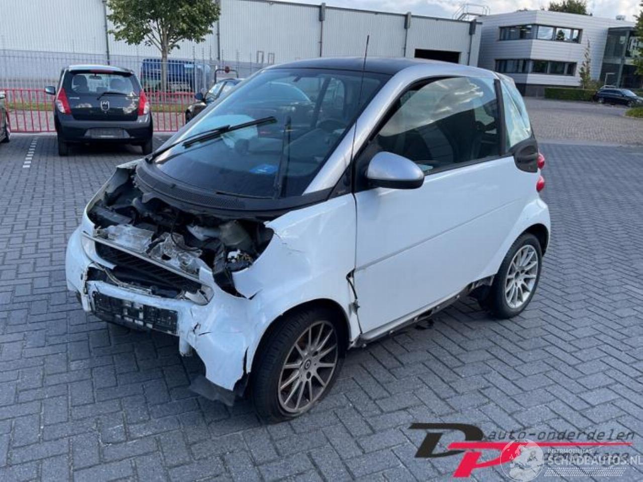 Smart Fortwo Fortwo Coupe (451.3), Hatchback 3-drs, 2007 1.0 52kW,Micro Hybrid Drive