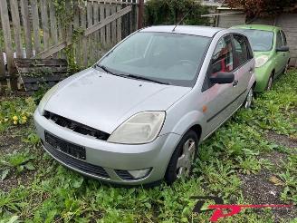 Sloopauto Ford Fiesta Fiesta 5 (JD/JH), Hatchback, 2001 / 2009 1.4 16V 2003/1