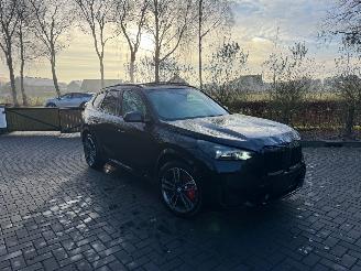 BMW X1 BMW X1 30 e xDrive M Sport PANO Trekhaak 360view HUD Start en rijd! picture 28