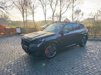 BMW X1 BMW X1 30 e xDrive M Sport PANO Trekhaak 360view HUD Start en rijd! picture 23