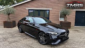skadebil auto Mercedes C-klasse C 300e Limousine AMG PANORAMA LUFT Trekhaak HUD VOLLL 2022/2