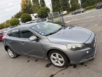 Volvo V-40  picture 4