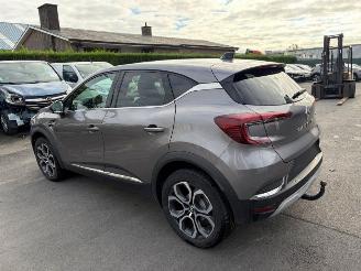 krockskadad bil auto Renault Captur  2023/6