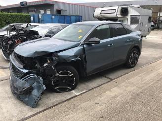 Sloopauto Peugeot 3008 3008 III, MPV, 2023 e-3008 210 73 kWh 2024/9