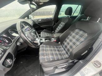 Volkswagen Golf GTE automaat nette auto picture 16