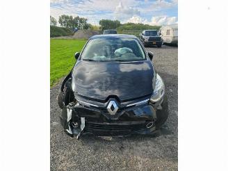 Sloopauto Renault Clio Clio IV (5R), Hatchback 5-drs, 2012 / 2021 0.9 Energy TCE 90 12V 2013/9
