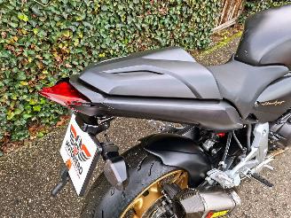 Honda CB 600 F HORNET picture 8