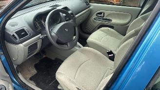 Renault Clio  picture 5