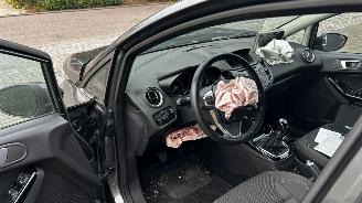 Ford Fiesta  picture 11