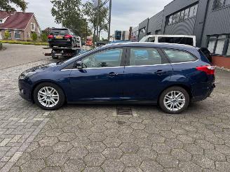 Ford Focus 1.0 EcoBoost WAGON picture 2