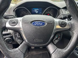 Ford Focus 1.0 EcoBoost WAGON picture 20