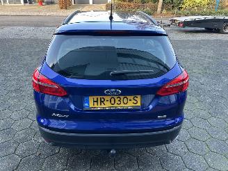 Ford Focus Wagon 1.0 Trend Edition picture 4