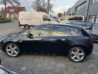 Opel Astra 1.6 Turbo Sport picture 2
