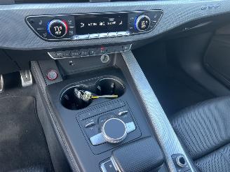 Audi RS 4 AVANT 2018 picture 18