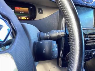 Renault Zoé Zoe (AG), Hatchback 5-drs, 2012 46kW picture 12