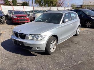 BMW 1-serie 1 serie (E87/87N), Hatchback 5-drs, 2003 / 2012 118i 16V picture 5