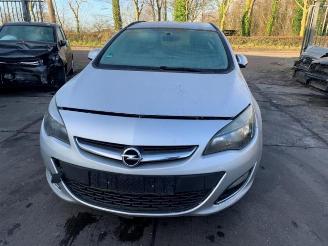 Opel Astra Astra J Sports Tourer (PD8/PE8/PF8), Combi, 2010 / 2015 1.7 CDTi 16V picture 8