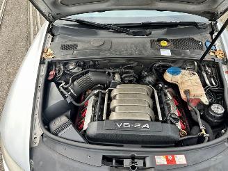 Audi A6 2.4 V6 24V Combi/o  Benzine 2.393cc 130kW (177pk) FWD 2005-03/2008-10 (4F5) BDW picture 11