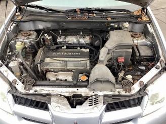 Mitsubishi Outlander Outlander (CU), SUV, 2001 / 2007 2.0 16V 4x2 picture 9