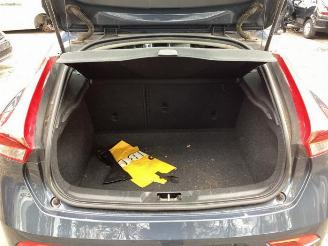 Volvo V-40 V40 (MV), Hatchback 5-drs, 2012 / 2019 2.0 T2 16V picture 10
