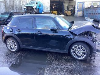 Mini Cooper S Mini (F55), Hatchback 5-drs, 2013 2.0 16V Cooper S picture 7
