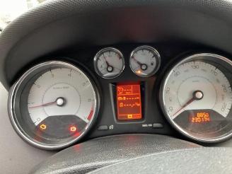 Peugeot 308 308 CC (4B), Cabrio, 2009 / 2015 1.6 16V THP 155 picture 16