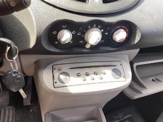 Renault Twingo Twingo II (CN), Hatchback 3-drs, 2007 / 2014 1.2 16V picture 15