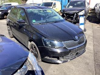 Coche siniestrado Skoda Fabia Fabia III (NJ3), Hatchback 5-drs, 2014 / 2021 1.2 TSI 16V 2017/1