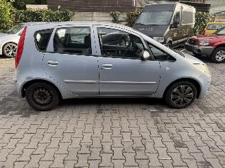 Mitsubishi Colt  picture 5