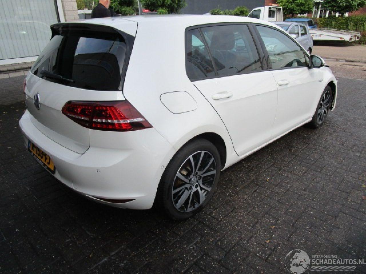 Volkswagen e-Golf 