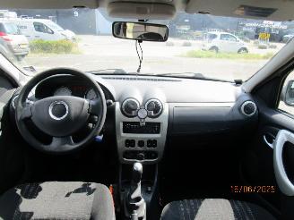 Dacia Logan  picture 8