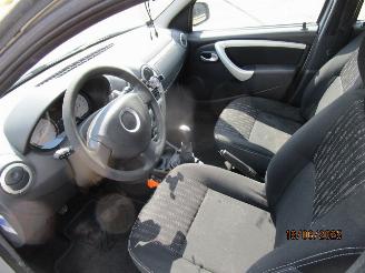 Dacia Logan  picture 5