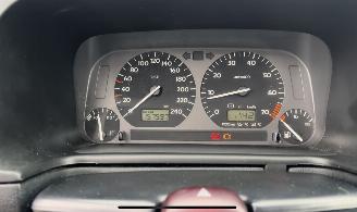 Volkswagen Golf 2.8 VR6 picture 7