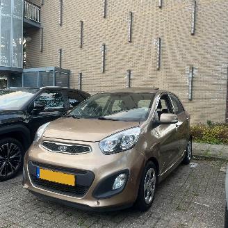 Avarii autoturisme Kia Picanto 1.2 Comfort line Panorama Key Less 2012/1