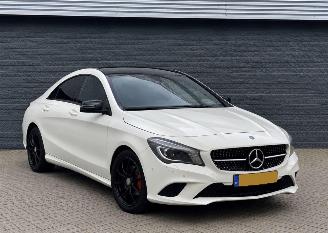 Schadeauto Mercedes Cla-klasse Cla 180 Amg Line Automaat Leer 2015/1