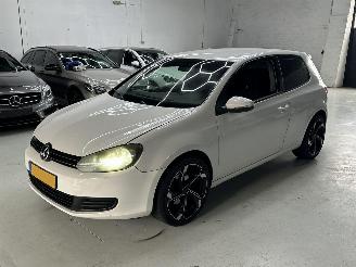 krockskadad bil auto Volkswagen Golf 3 deurs LM Velgen 2009/1