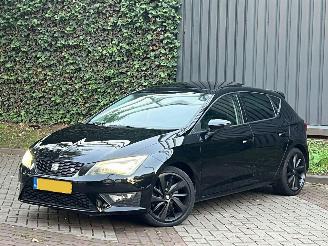 Coche accidentado Seat Leon 1.8 TSI FR Pano 2016/1