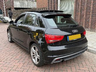 Audi A1 1.6TDI S-line Pano/Schaalstoelen/Keyless picture 5
