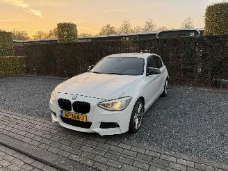 krockskadad bil auto BMW 1-serie 116i Pano 2011/12