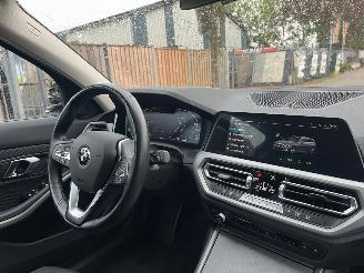BMW 3-serie Touring 330e picture 11