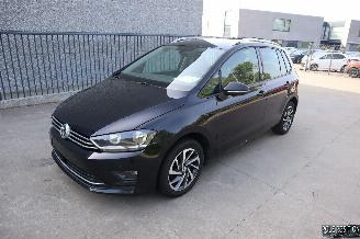 Coche accidentado Volkswagen Golf Sportsvan 1.2 BENZ 2017/6
