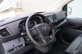 Opel Vivaro 2.0 CDTI picture 18