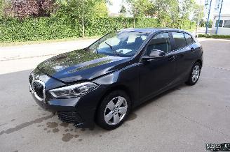 Schadeauto BMW 1-serie D 2021/6