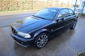 Schadeauto BMW 3-serie CI COUPE 2000/5