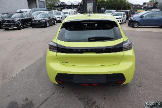 Peugeot 208 1.2 BENZ picture 5