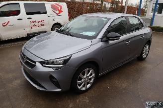 Schadeauto Opel Corsa 1.2 BENZ 2022/3