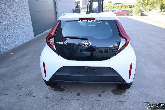Toyota Aygo 1.0 BENZ picture 5