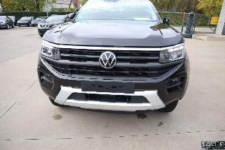 Vaurioauto  passenger cars Volkswagen Amarok 2.0 TDI 2023/6